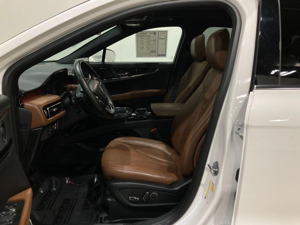 used 2022 Lincoln Nautilus car, priced at $34,500