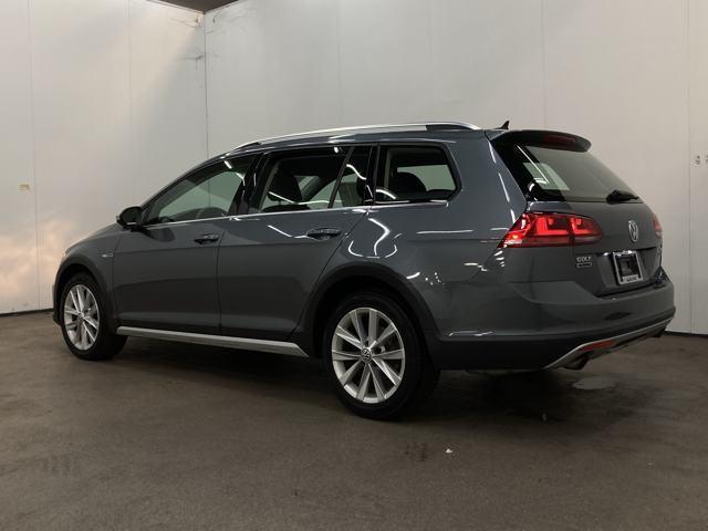 used 2017 Volkswagen Golf Alltrack car, priced at $12,000