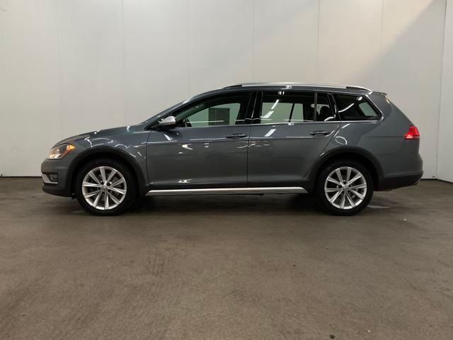 used 2017 Volkswagen Golf Alltrack car, priced at $11,000