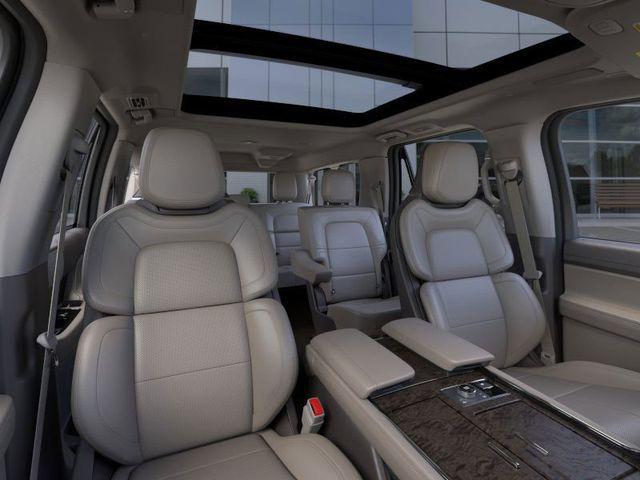 new 2024 Lincoln Navigator car, priced at $92,931