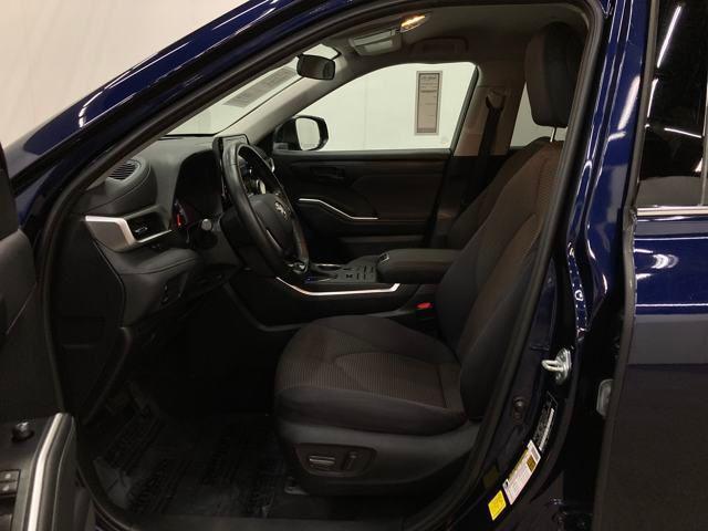 used 2021 Toyota Highlander car, priced at $29,500