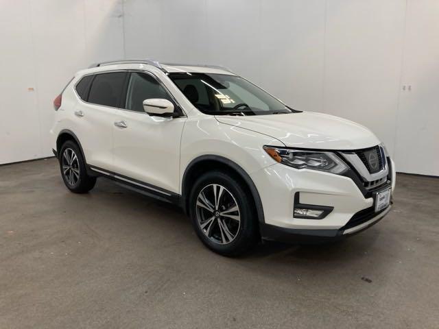 used 2017 Nissan Rogue car