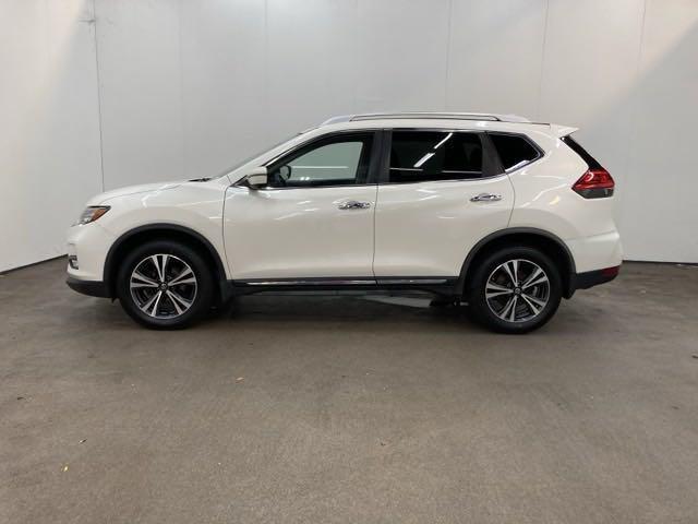 used 2017 Nissan Rogue car