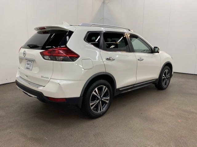 used 2017 Nissan Rogue car