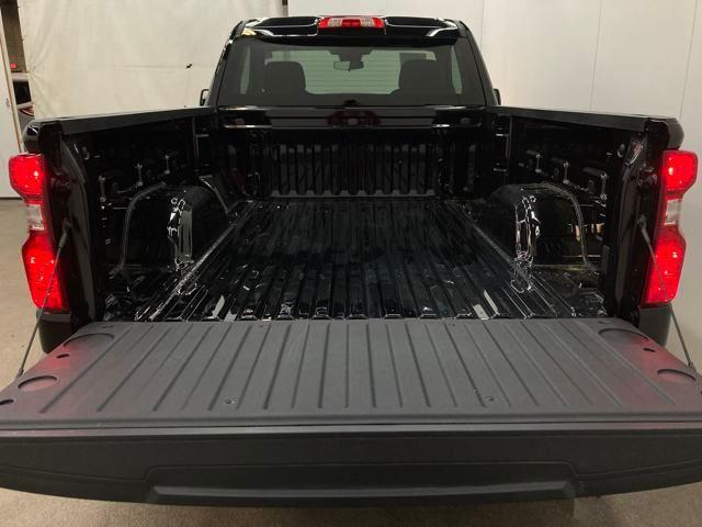 used 2025 Chevrolet Silverado 1500 car, priced at $33,000