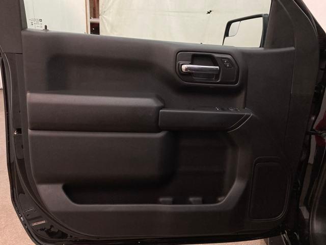 used 2025 Chevrolet Silverado 1500 car, priced at $33,000