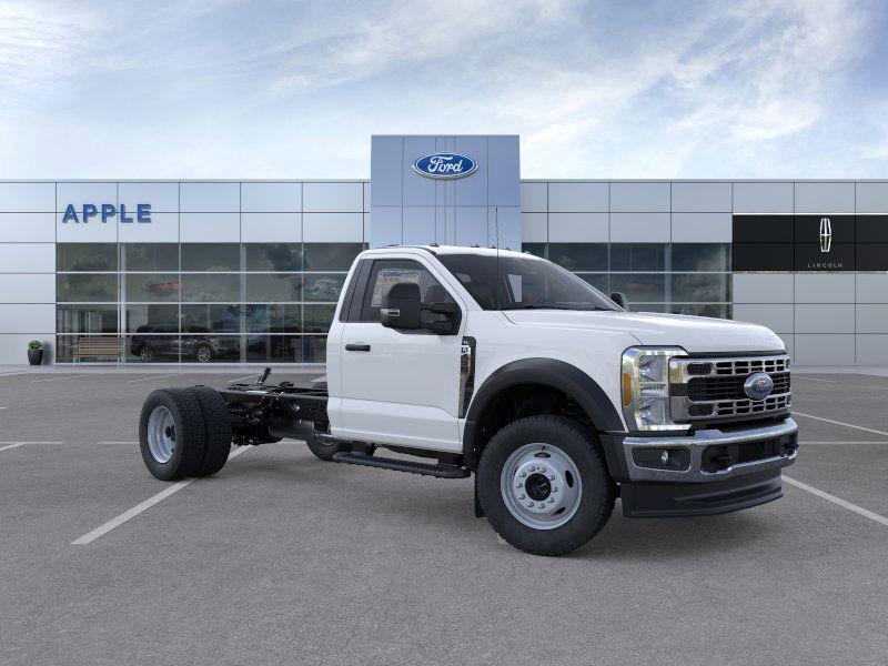 new 2025 Ford F-450 car, priced at $60,845