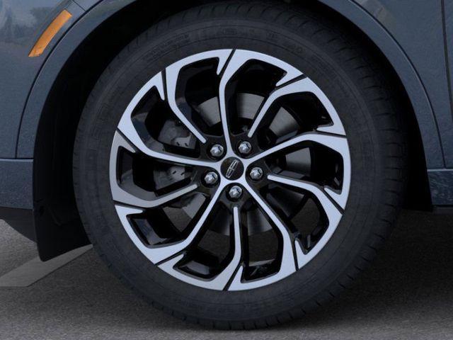 new 2025 Lincoln Nautilus car, priced at $58,368