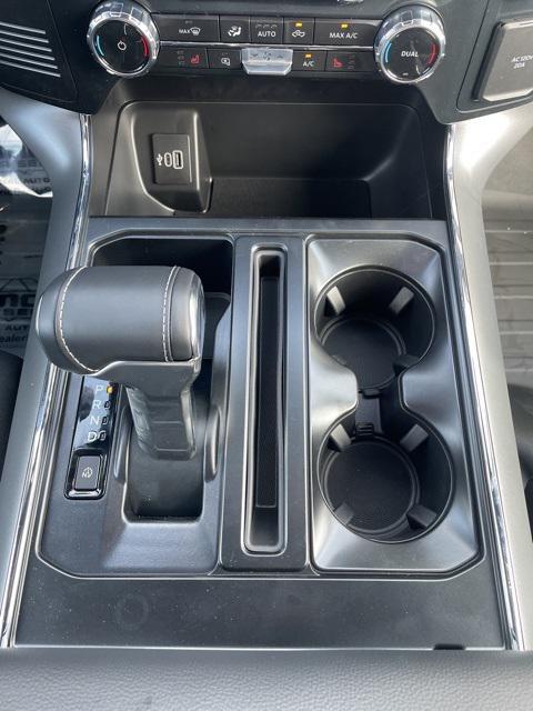 new 2025 Ford F-150 Lightning car