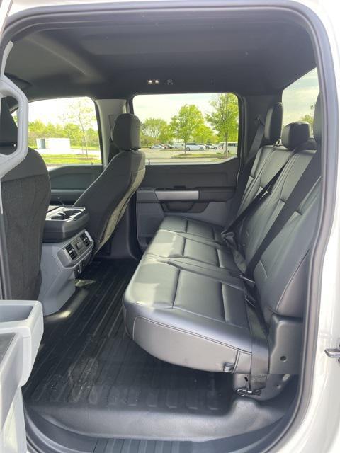 new 2025 Ford F-150 Lightning car