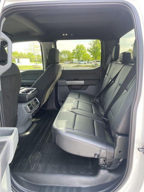 new 2025 Ford F-150 Lightning car