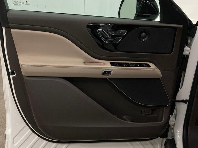 used 2022 Lincoln Aviator car, priced at $40,500
