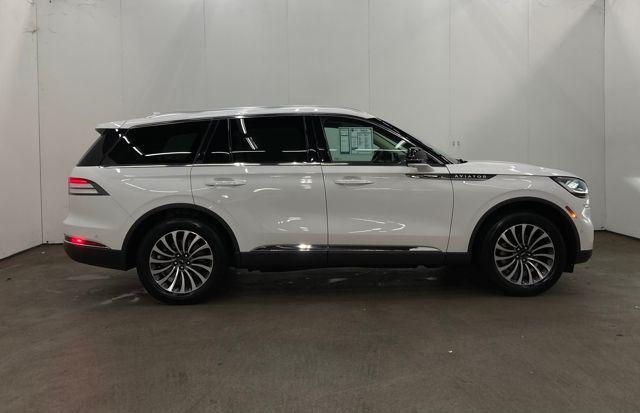 used 2022 Lincoln Aviator car, priced at $40,500