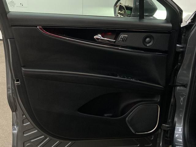 used 2022 Lincoln Nautilus car, priced at $35,000