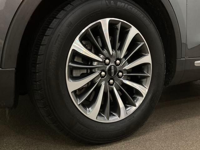 used 2022 Lincoln Nautilus car, priced at $35,000