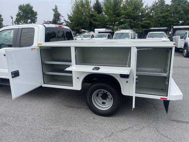 new 2025 Ford F-350 car, priced at $73,000