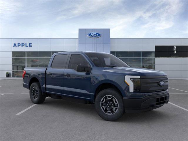 new 2024 Ford F-150 Lightning car