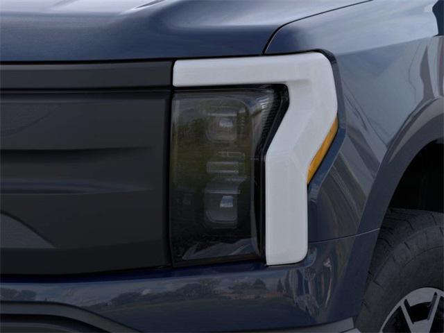 new 2024 Ford F-150 Lightning car