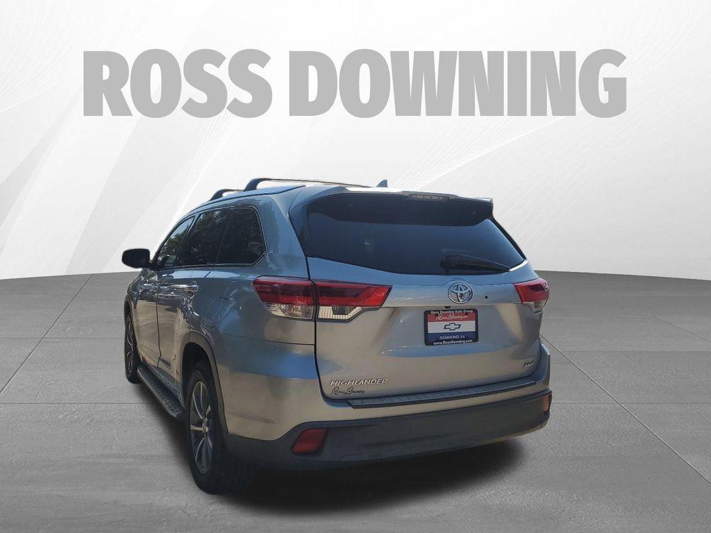 used 2018 Toyota Highlander car, priced at $21,254