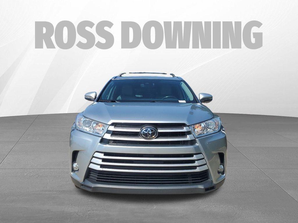 used 2018 Toyota Highlander car, priced at $21,254