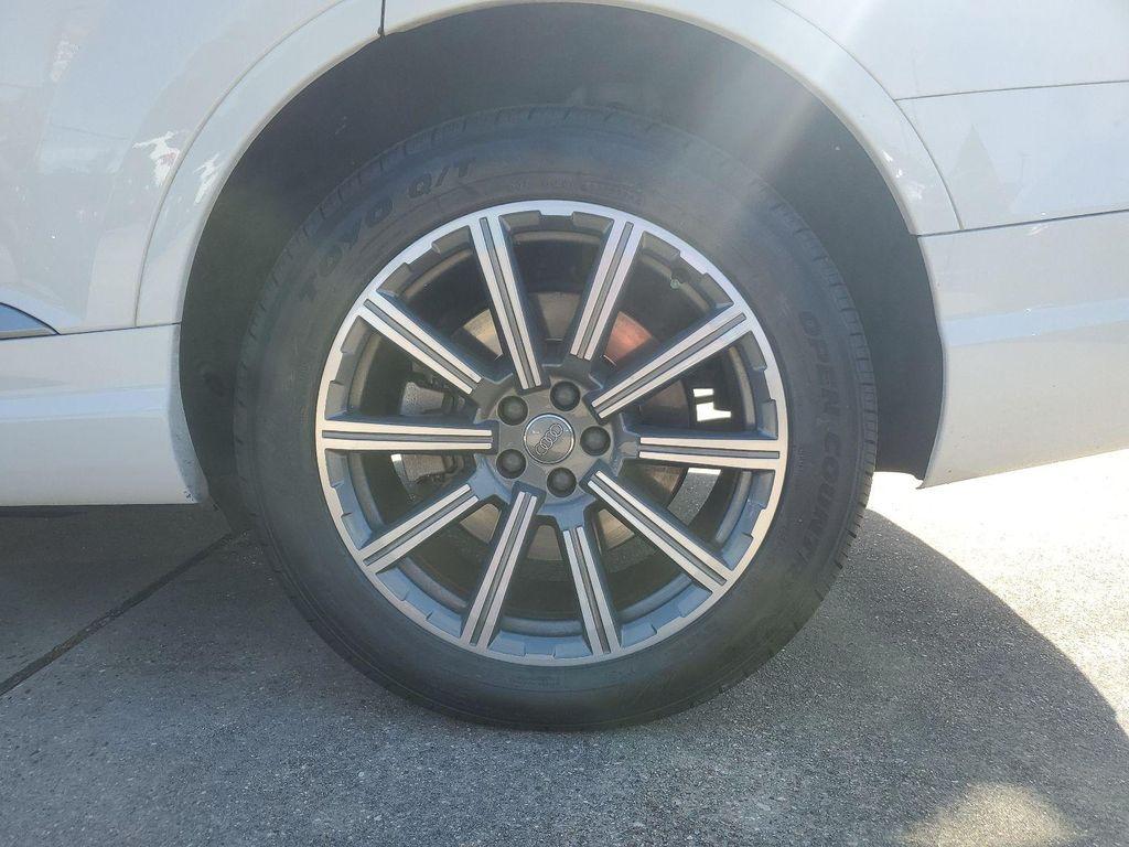 used 2018 Audi Q7 car, priced at $17,592