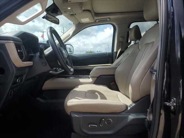used 2024 Ford Expedition car, priced at $49,678