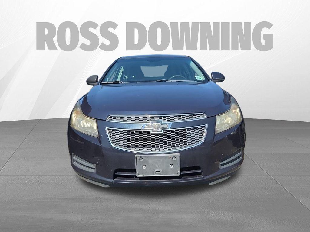 used 2014 Chevrolet Cruze car, priced at $7,490