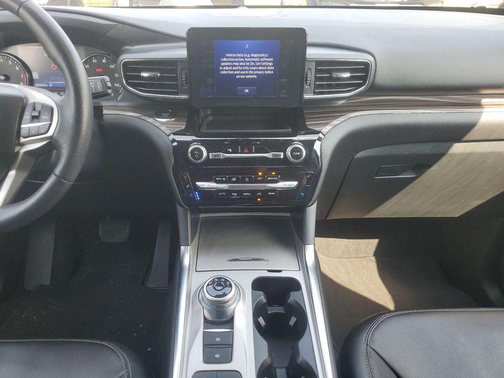 used 2024 Ford Explorer car, priced at $31,143