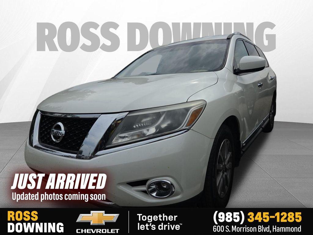 used 2016 Nissan Pathfinder car