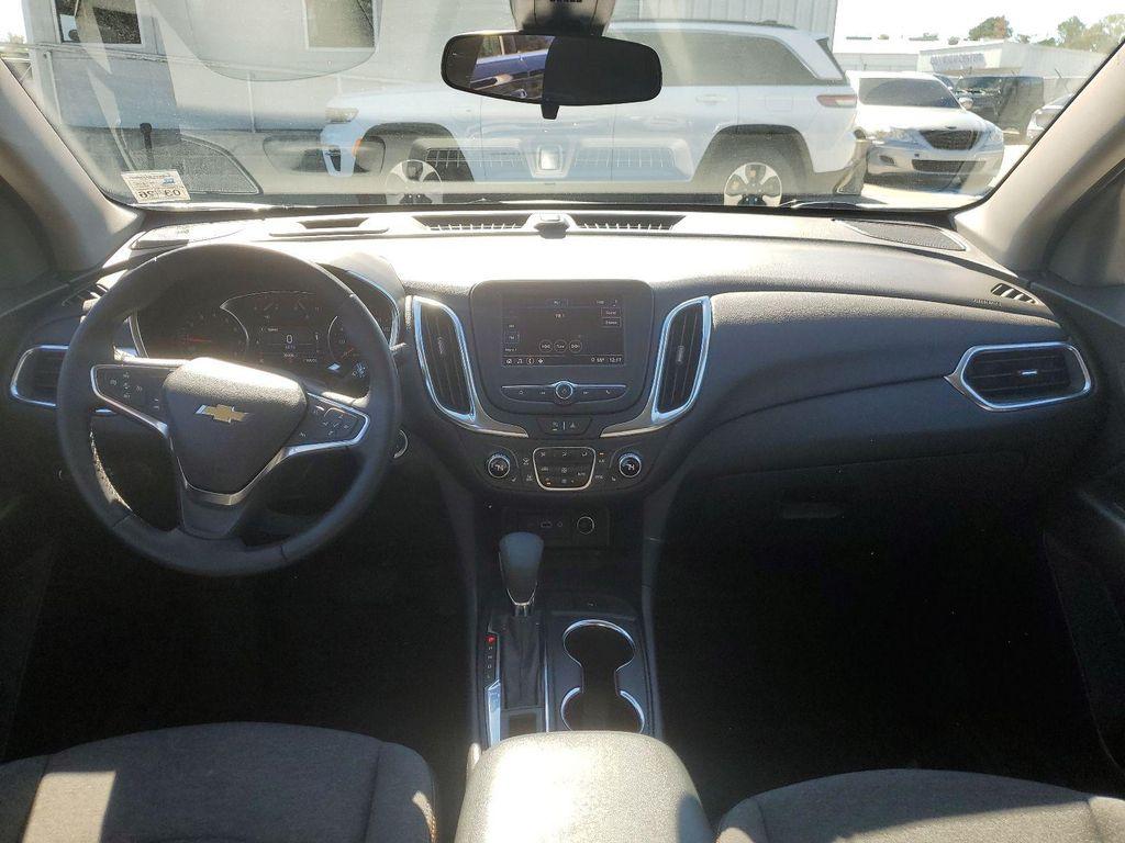used 2024 Chevrolet Equinox car, priced at $21,589