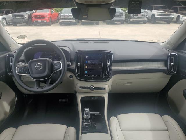 used 2023 Volvo XC40 car, priced at $35,497