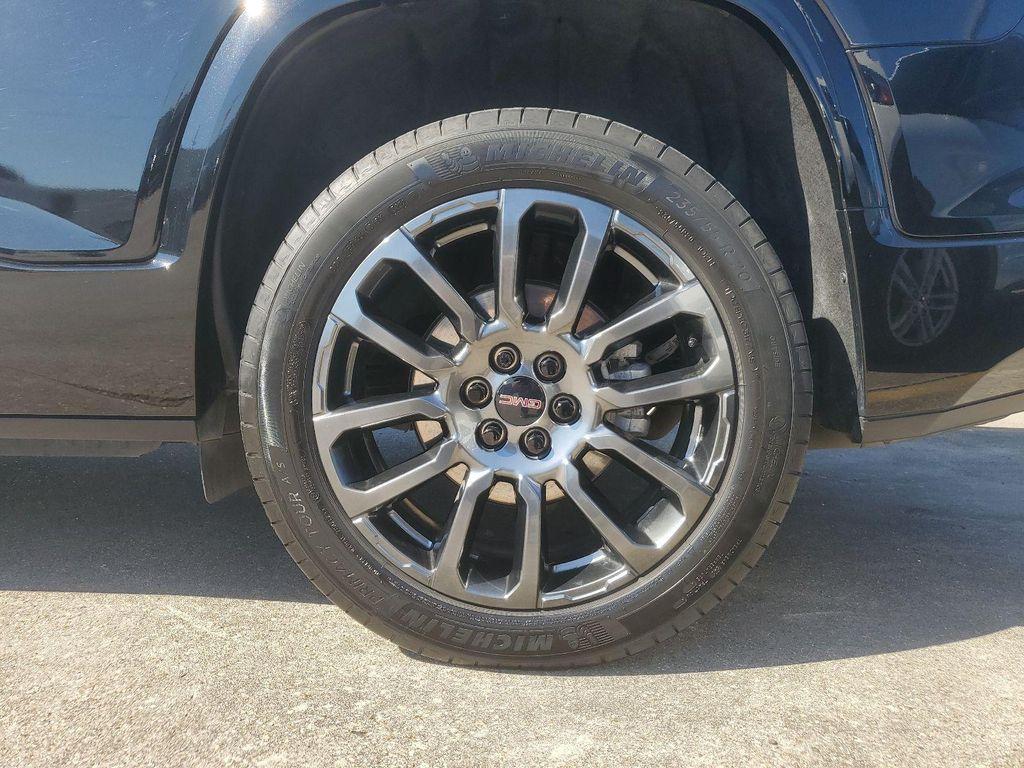 used 2023 GMC Acadia car, priced at $35,792