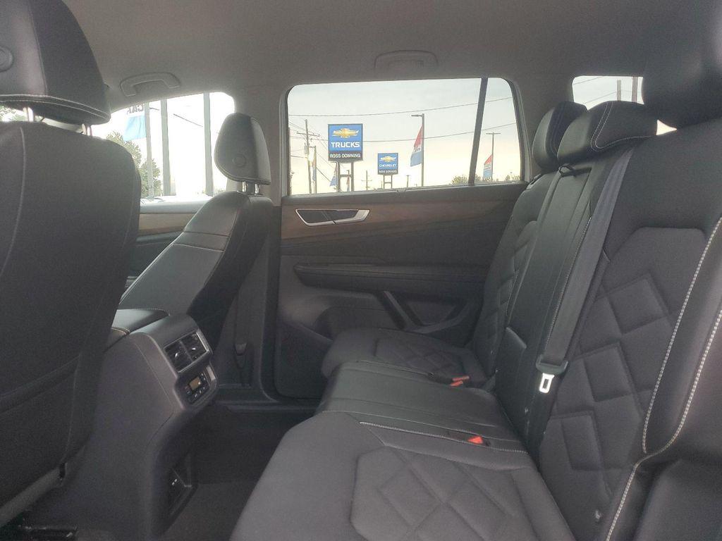 used 2024 Volkswagen Atlas car, priced at $31,231