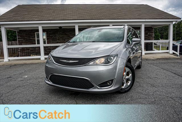 used 2017 Chrysler Pacifica car, priced at $14,500