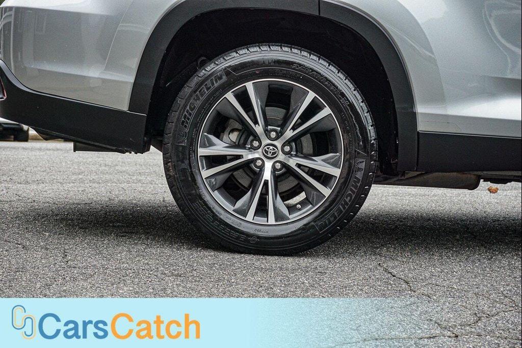 used 2019 Toyota Highlander car, priced at $22,800