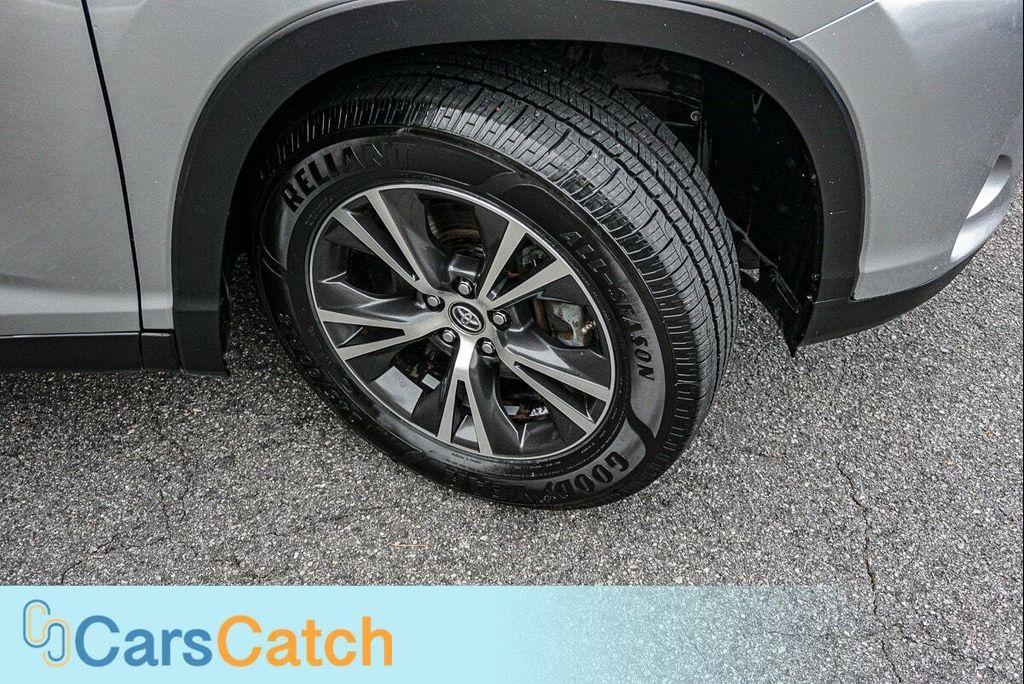 used 2019 Toyota Highlander car, priced at $22,800