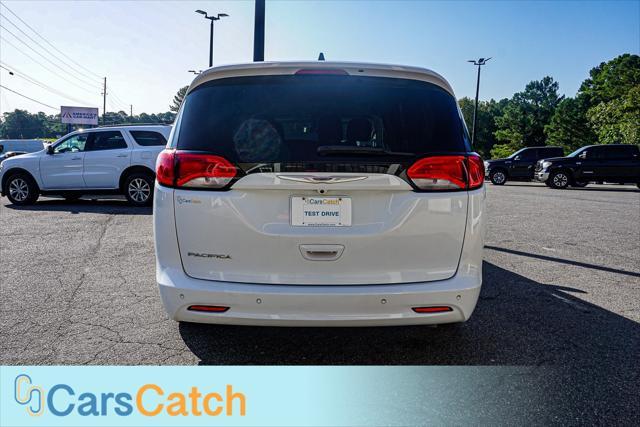 used 2018 Chrysler Pacifica car, priced at $12,500