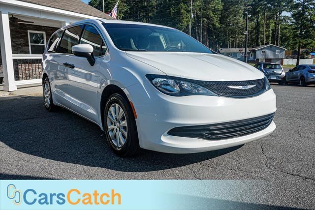 used 2018 Chrysler Pacifica car, priced at $12,500