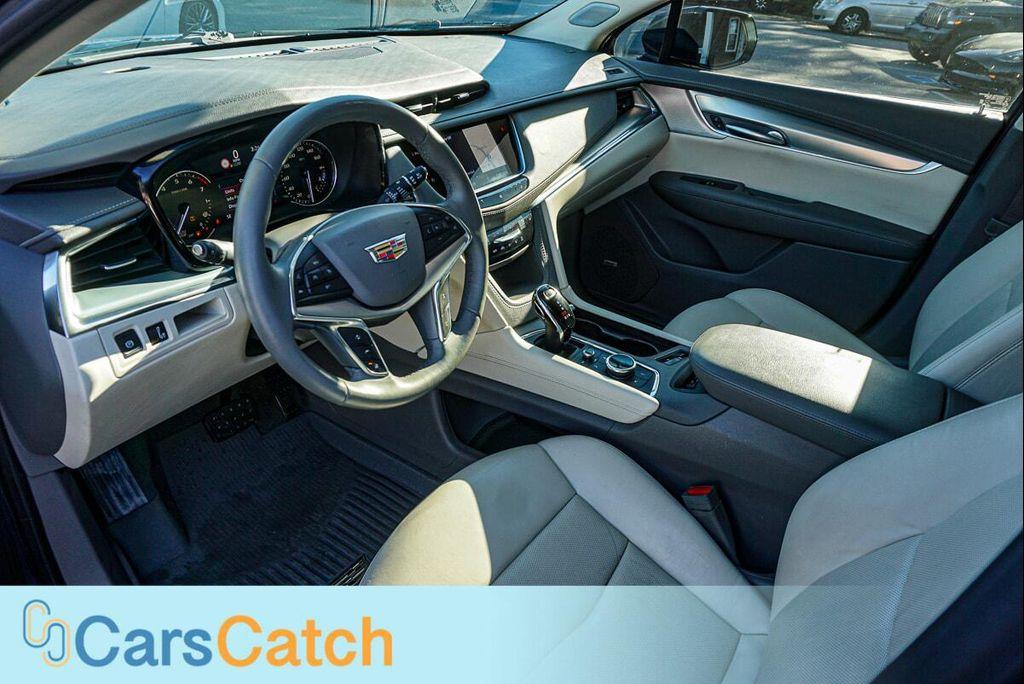 used 2020 Cadillac XT5 car, priced at $17,728