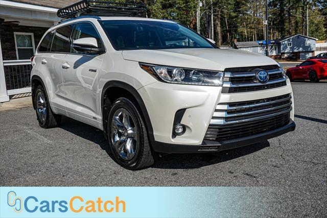 used 2019 Toyota Highlander Hybrid car, priced at $34,999