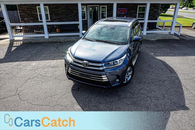 used 2018 Toyota Highlander car, priced at $24,999