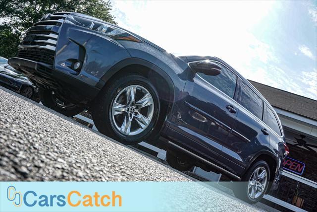 used 2018 Toyota Highlander car, priced at $24,999