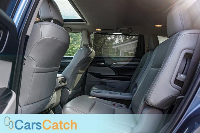 used 2018 Toyota Highlander car, priced at $24,999