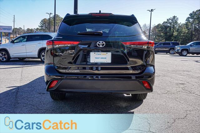 used 2022 Toyota Highlander car, priced at $28,999