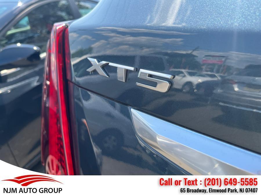 used 2020 Cadillac XT5 car, priced at $13,995