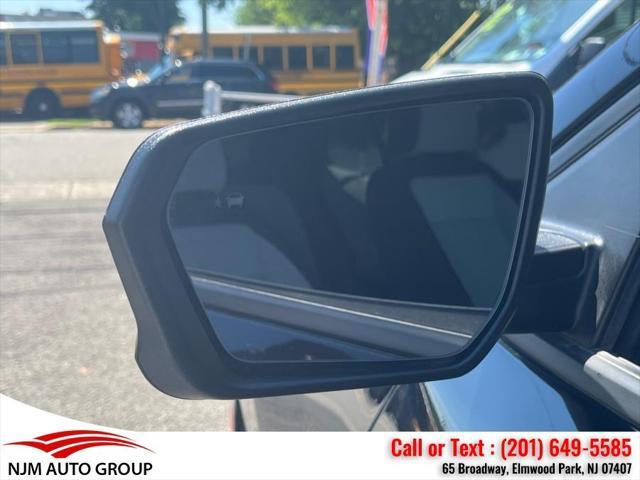 used 2023 Chevrolet Equinox car, priced at $19,471