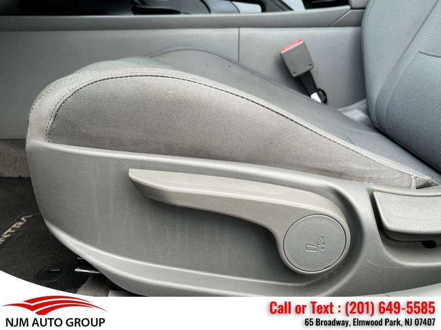 used 2021 Hyundai Elantra car, priced at $17,450