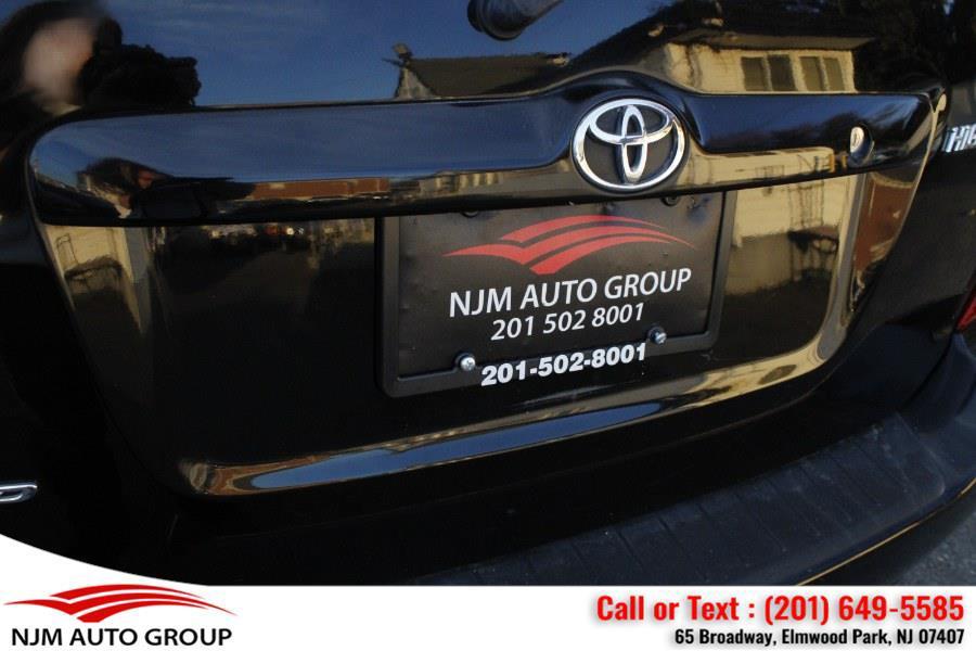 used 2006 Toyota Highlander car, priced at $6,900