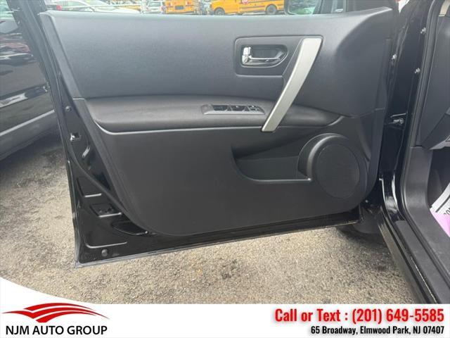 used 2014 Nissan Rogue Select car, priced at $4,900