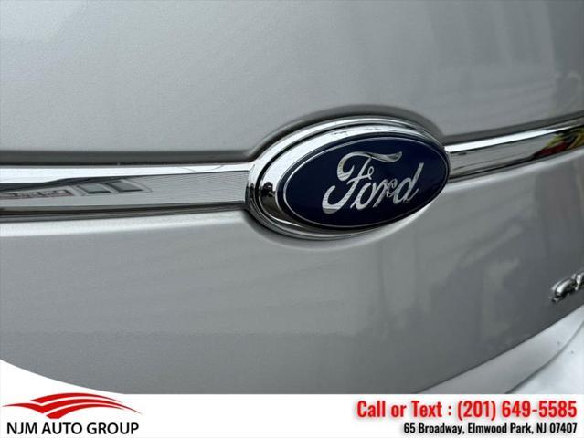used 2010 Ford Taurus car, priced at $3,995
